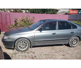 TOYOTA CARINA E 1995