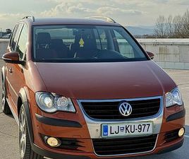 VOLKSWAGEN CROSSTOURAN VOLKSWAGEN TOURAN 2.0 TDI CROSSTOURAN HIGHLINE