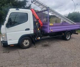FUSO CAMION BENNE + GRUE AUXILIAIRE