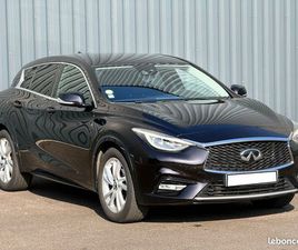 INFINITI Q30 1.5D 109 PREMIUM