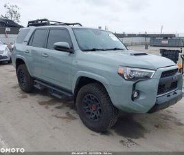 TOYOTA 4-RUNNER