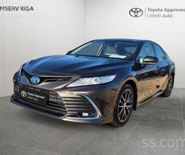 TOYOTA CAMRY TOYOTA CAMRY, CENA 22 700 €. TOYOTA CAMRY, 2022 GADA, KOMPLEKTĀCIJA PAKALPOJUMUS. PLAY AUTOMAŠĪNU. - SLUDINĀJUMI