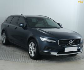 VOLVO V90 CROSS COUNTRY D4 VOLVO V90 CROSS COUNTRY D4 2.0 AWD, ZA 25 000 €