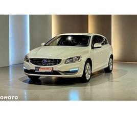 VOLVO V60 T3 GEARTRONIC POWERSHIFT MOMENTUM