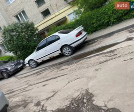 TOYOTA CARINA E 1995