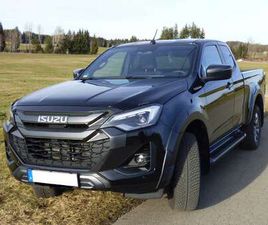 V-CROSS SPACE-CAB; 2+2 SITZER; AT; ONYX-SCHWARZ 8-FACH BEREIFT