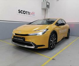 II PRIUS 2.0 PHEV LOUNGE