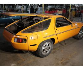 1982 PORSCHE 928