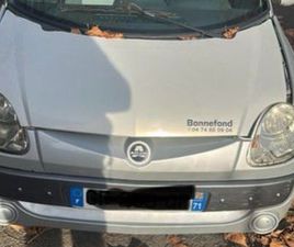 AIXAM A741 AIXAM A721 – VOITURE SANS PERMIS – 2004 – 10 000 KM