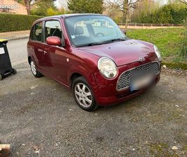 DAIHATSU TREVIS ANNE 2008,CG À MON NOM ,CT MOINS DES 6 MOIS,160000KM ,CLIMATISÉ,NAVIGATION,4XVITRES ÉLECTRIQUES,DISTRI NEUF ,PLAQUETTES NEUF,À DÉBATTRE DEVANT LA VOITURE