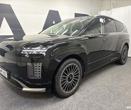 110 KWH 307 HV AWD CALLIGRAPHY 6P*TYYLIKÄS ISO HYUNDAI UUTUUS 6PAIKKAINEN IONIQ9,2XRENKAAT,HIENO JA AJATON MUSTA!*