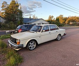 VOLVO 244