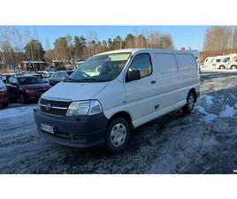 TOYOTA HIACE 2,5 D-4D 95 4OV PITKÄ