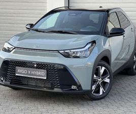 AYGO X HYBRID 1.5L TEAMPLAYER