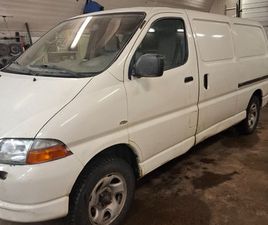 TOYOTA HIACE