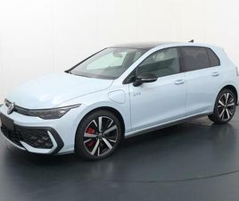 VOLKSWAGEN GOLF 8 GTE 1.5 EHYBRID 200 KW / 272 PK HATCHBACK 6-DSG | PANORAMADAK | BLACK STYLE |