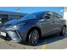 MG MG4 LUXURY 64 KWH 15KM 7 LETNA GARANCIJA DDV IZKAZAN