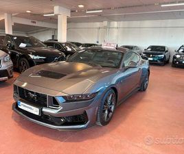 FORD MUSTANG FASTBACK DARK HORSE 5.0 V8 453 CV 6MT