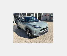 TOYOTA YARIS CROSS HYBRID AWD-I STYLE PANORAMAGLASDACH...