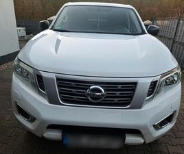 NISSAN NAVARA NP 300 VISIA 2.3 DCI - 4 X 4 - AHK - WENIG KM