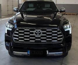 TOYOTA SEQUOIA CAPSTONE