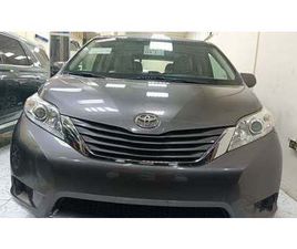 TOYOTA SIENNA LE
