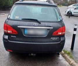 TOYOTA AVENSIS 7 PLACES PROPRE