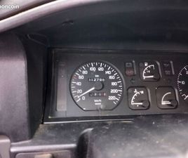 VEND VÉHICULE DE COLLECTION