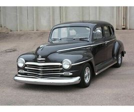1948 PLYMOUTH P15 SPECIAL DELUXE FOUR-DOOR SEDAN STREET ROD