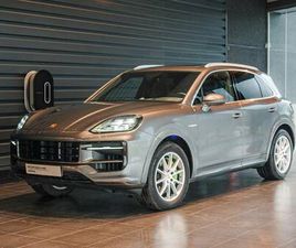 PORSCHE CAYENNE E-HYBRID (MY24) $UNDEFINED