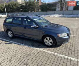 VOLVO V50 2010