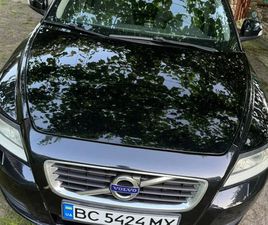VOLVO V50 2010