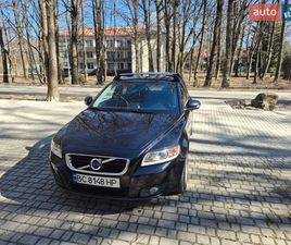 VOLVO V50 2011