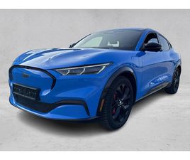 FORD MUSTANG MACH-E RANGE/540KM WLTP/AWD/R.KAMERA/SKINN/CARPLAY++