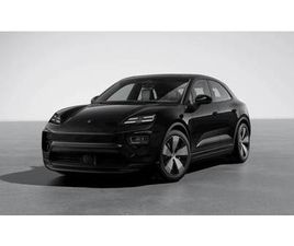 PORSCHE MACAN 4