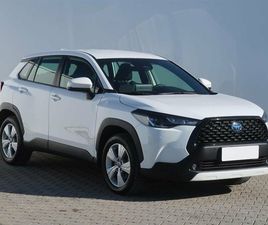 TOYOTA COROLLA CROSS COMFORT 2.0 HYBRID AWD AUTOMAT, SERV.KNIHA, TEMPOMAT