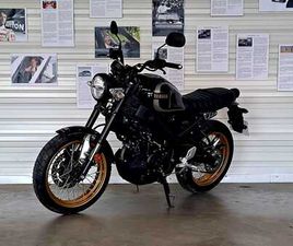 MOTO YAMAHA XSR 125 LEGACY 1ÈRE MAIN