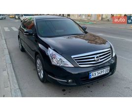 NISSAN TEANA 2010