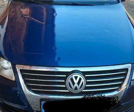 VW PASSAT BLAU