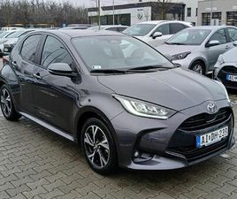 TOYOTA YARIS 1.5 HYBRID STYLE E-CVT ÁFÁS!ÜLÉSFŰTÉS!KORMÁNYFŰTÉS!