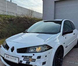 RENAULT MEGANE RENAULT SPORT F1TEAM RS R26