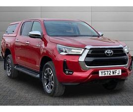 TOYOTA HILUX INVINCIBLE PICKUP'S 2.8 D-4D INVINCIBLE 4WD EURO 6 (START/STOP) 4DR