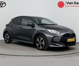 TOYOTA YARIS 1.5 HYBRID 115 DYNAMIC | APPLE CARPLAY / ANDROID AUTO | DODEHOEK DETECTIE | PARKEERSENSOREN VOOR/ACHTER | STOEL-/STUURVERWARMING | ADAPTIVE CRUISE 
