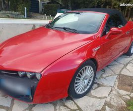 COUPÉ CABRIOLET ALFA ROMÉO ROUGE
