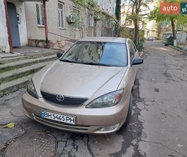 TOYOTA CAMRY 2001