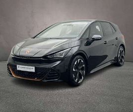 ESSENTIAL 63 KWH 230PK AUTOMAAT, STOELVERWARMING,