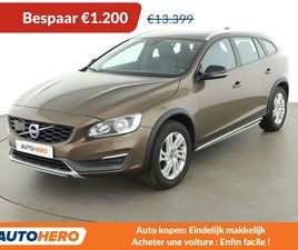 VOLVO V60 CROSS COUNTRY 2.0 D3 MOMENTUM