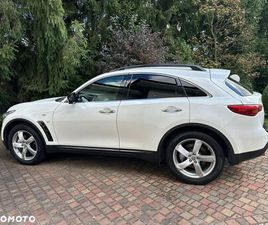 INFINITI QX70