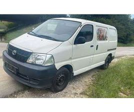 TOYOTA HIACE TOYOTA HI ACE HIACE 2,5 D-4D 120 KURZ TRANSPORTER / KASTENWAGEN
