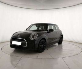 IV F56 3P 1.5 CAMDEN AUTO